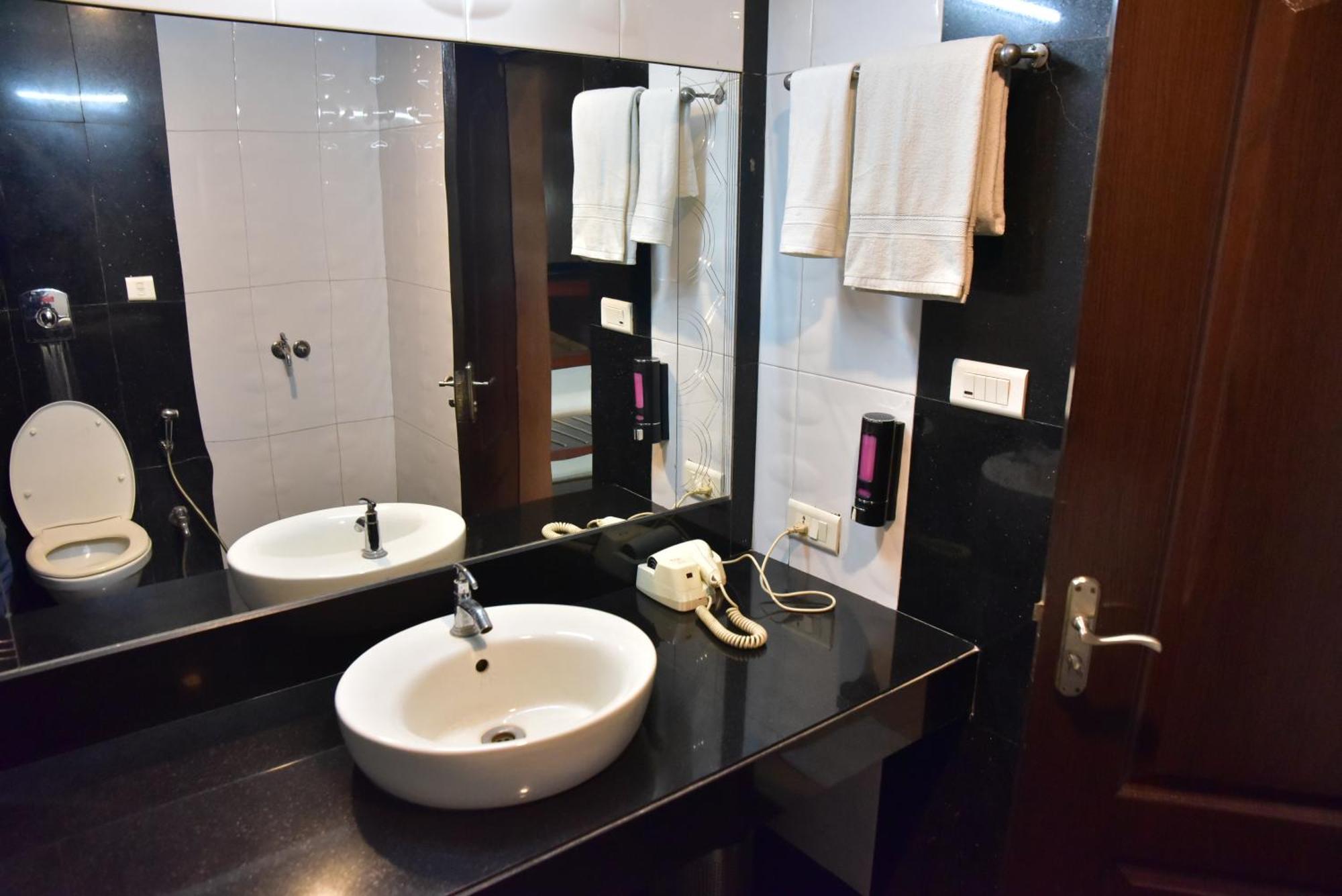 Hotel Ambassador Chocolate Inn Kalyani 외부 사진