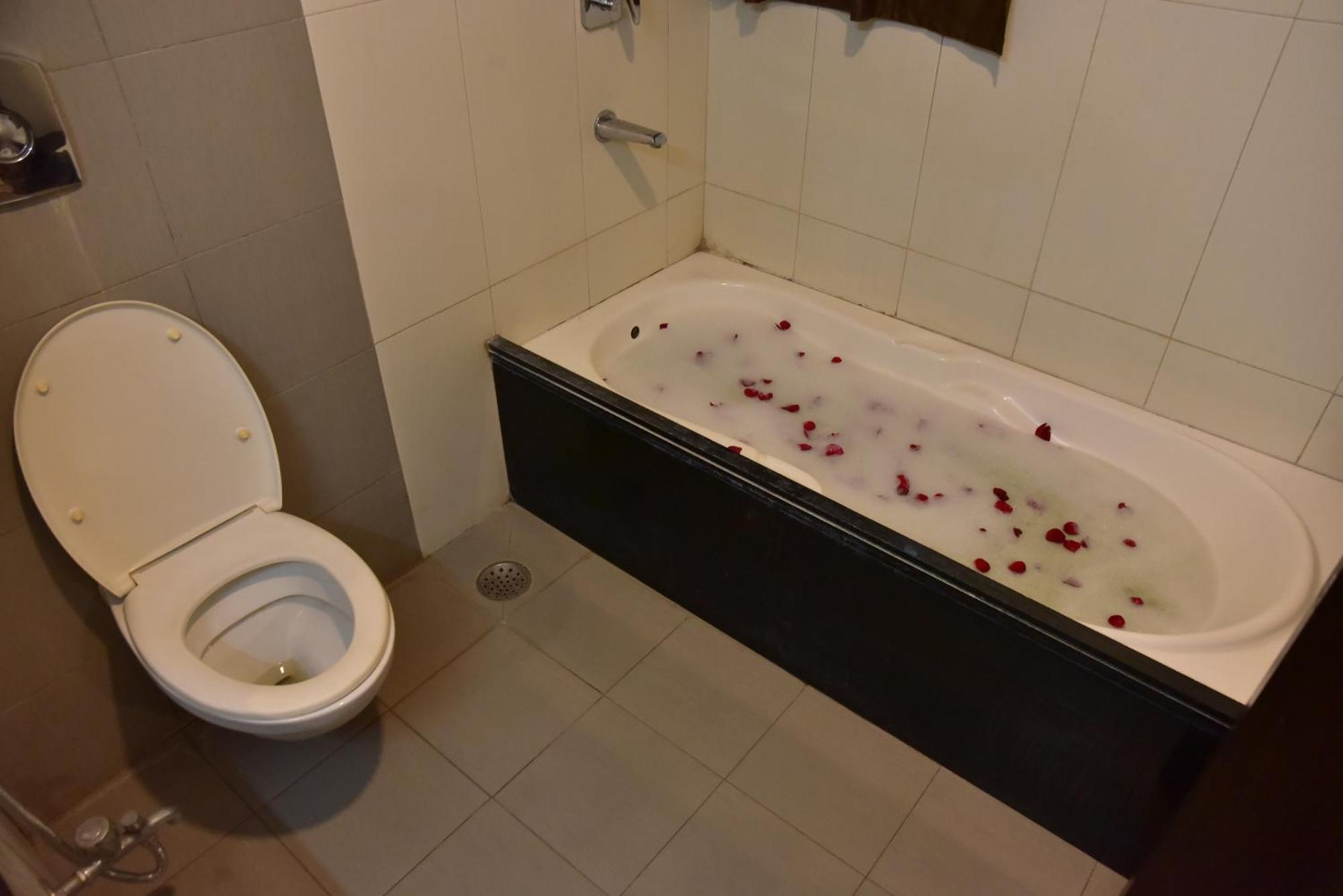 Hotel Ambassador Chocolate Inn Kalyani 외부 사진